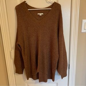 American Eagle V Neck Waffle Knit Sweater Size Medium